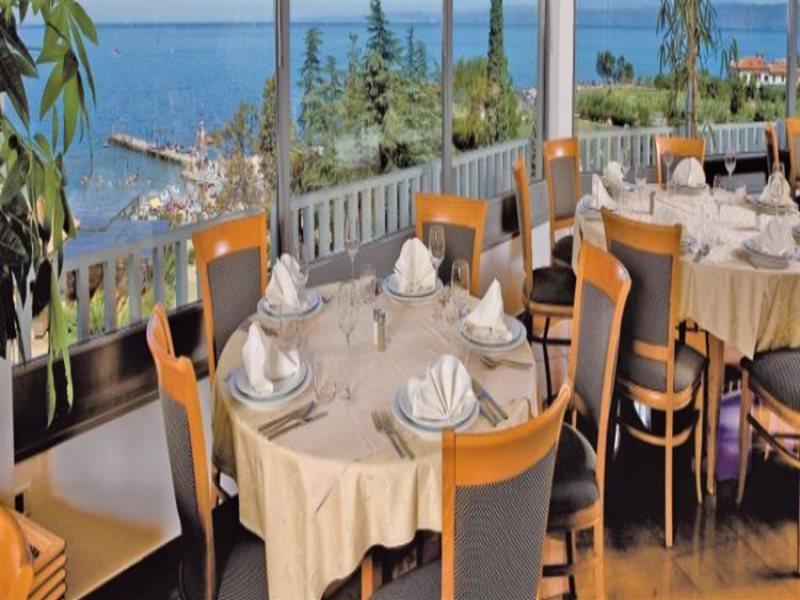 Dependences - San Simon Resort Izola Ngoại thất bức ảnh