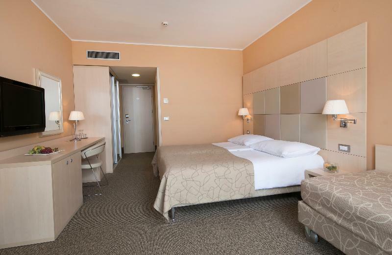 Dependences - San Simon Resort Izola Ngoại thất bức ảnh
